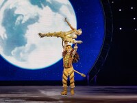 「ディズニー・オン・アイス」より「ライオン・キング」のキャラクターたち。