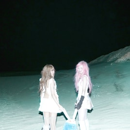 iVyは他者とどう関係を結ぶか？ 新シングルにWOZNIAK星優太、yonawo田中慧が参加