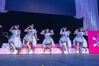 デビュー当時のリメイク衣装で登場した#ババババンビ。