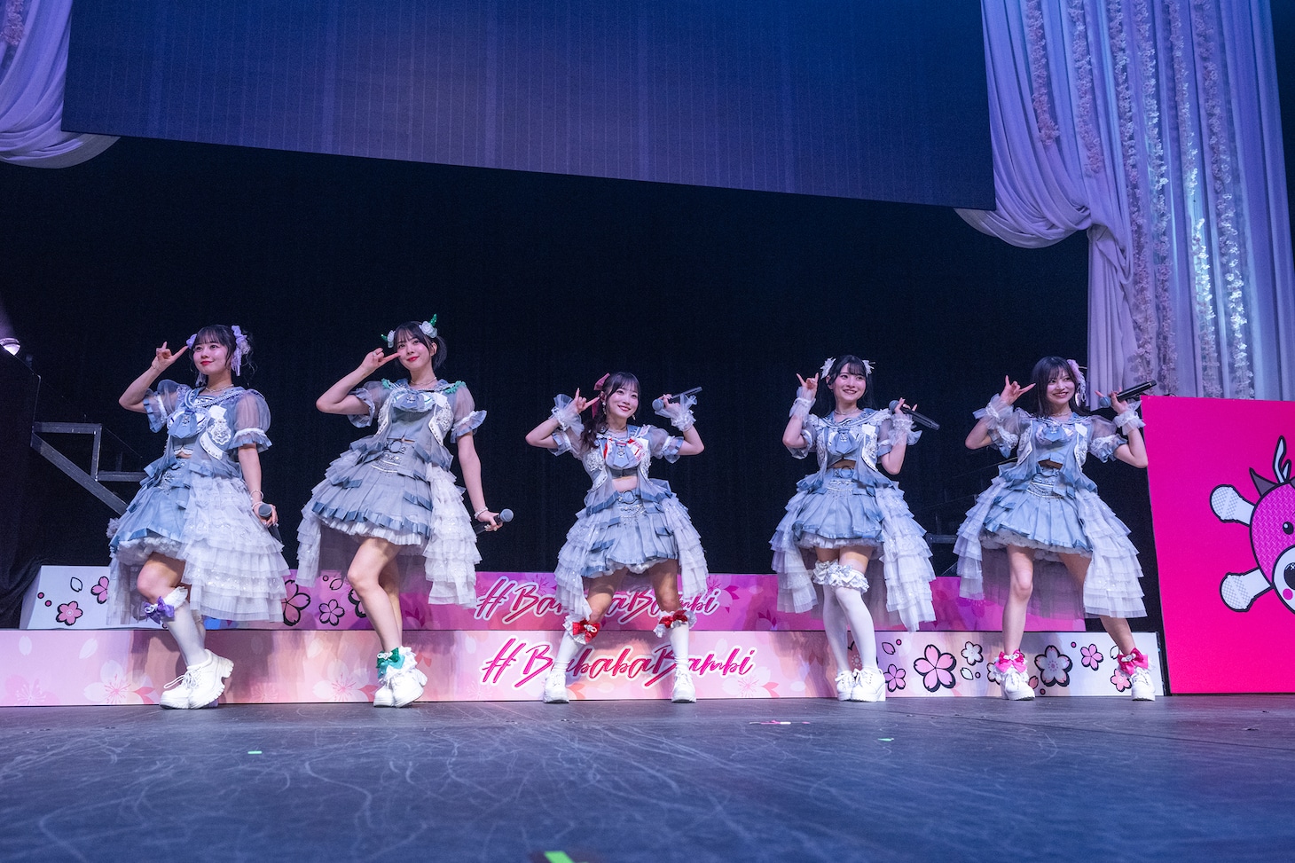 デビュー当時のリメイク衣装で登場した#ババババンビ。