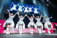 アンコールを終えた#ババババンビ。