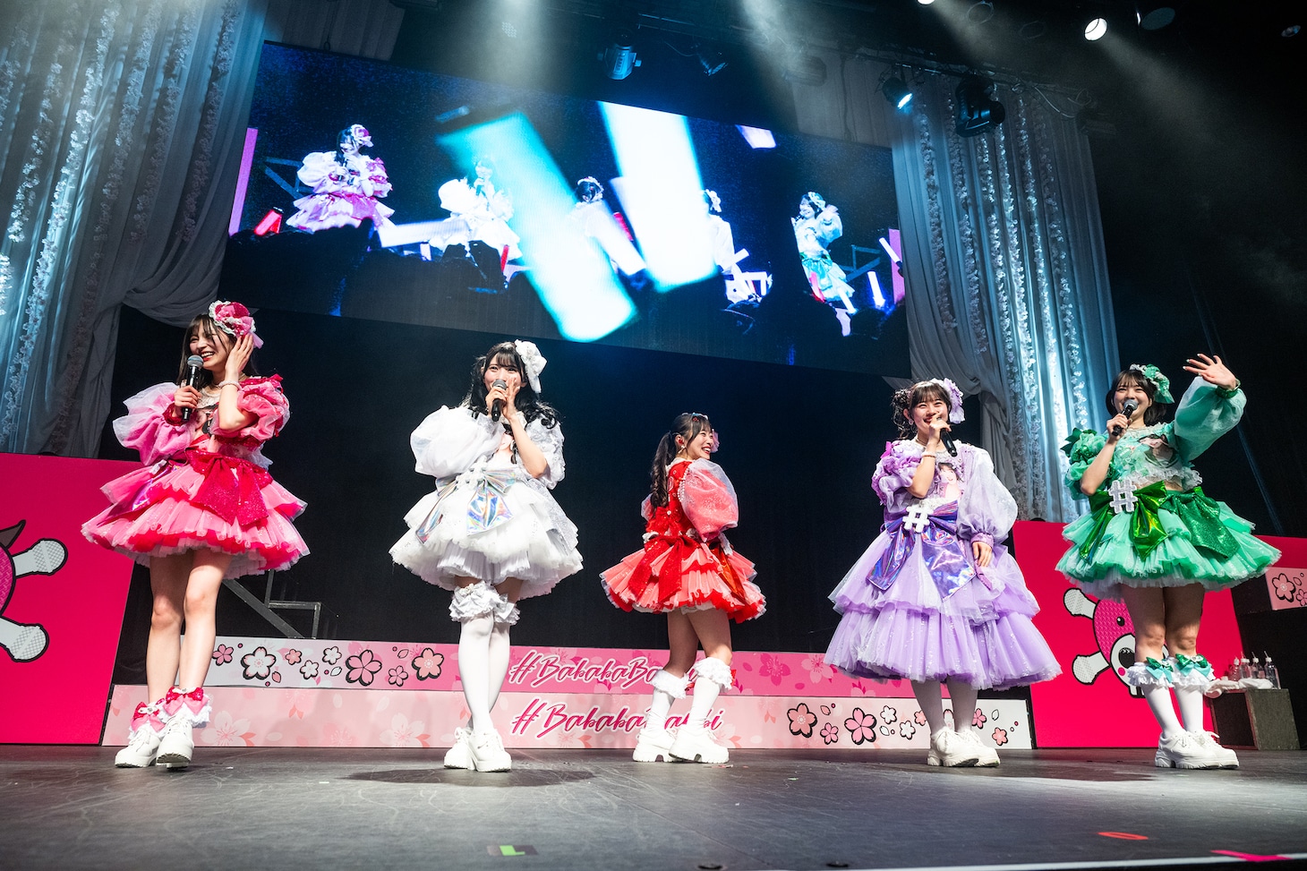 大歓声を浴びる#ババババンビ。