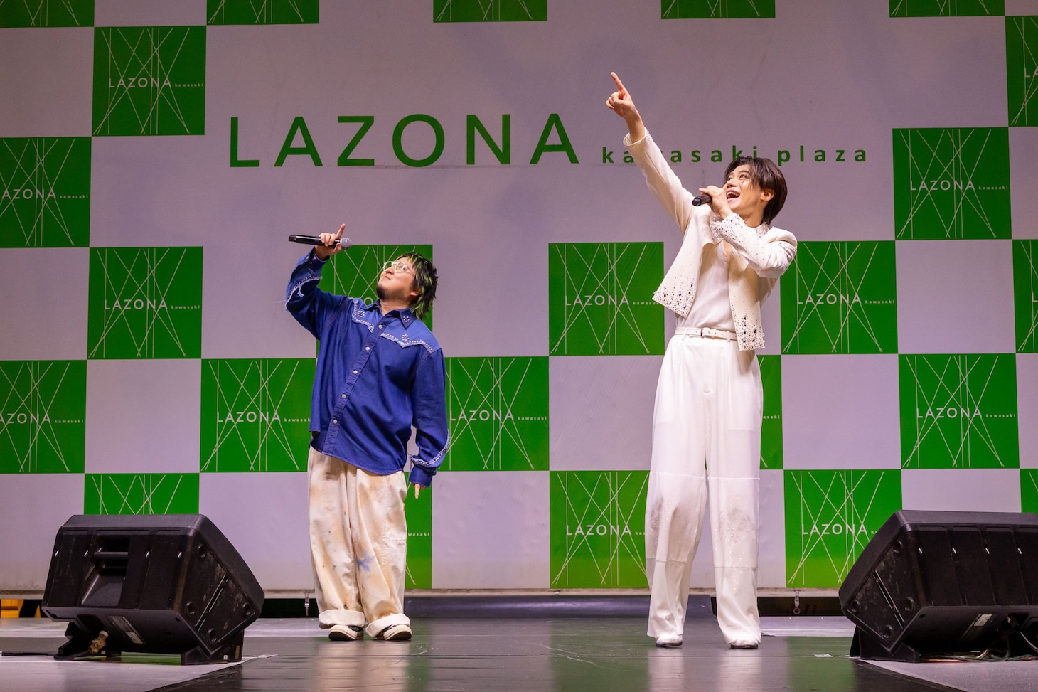 こっちのけんとと新浜レオン。