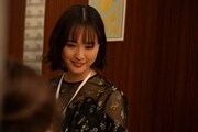 「あざとかわいいワタシが優勝」第4話より、大友花恋演じる琴音。