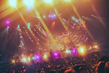 堂本剛/.ENDRECHERI.、47歳初ライブはファンク色濃いめの祝宴に　桜シーズン彩る名曲も披露