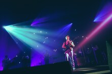 堂本剛/.ENDRECHERI.、47歳初ライブはファンク色濃いめの祝宴に　桜シーズン彩る名曲も披露