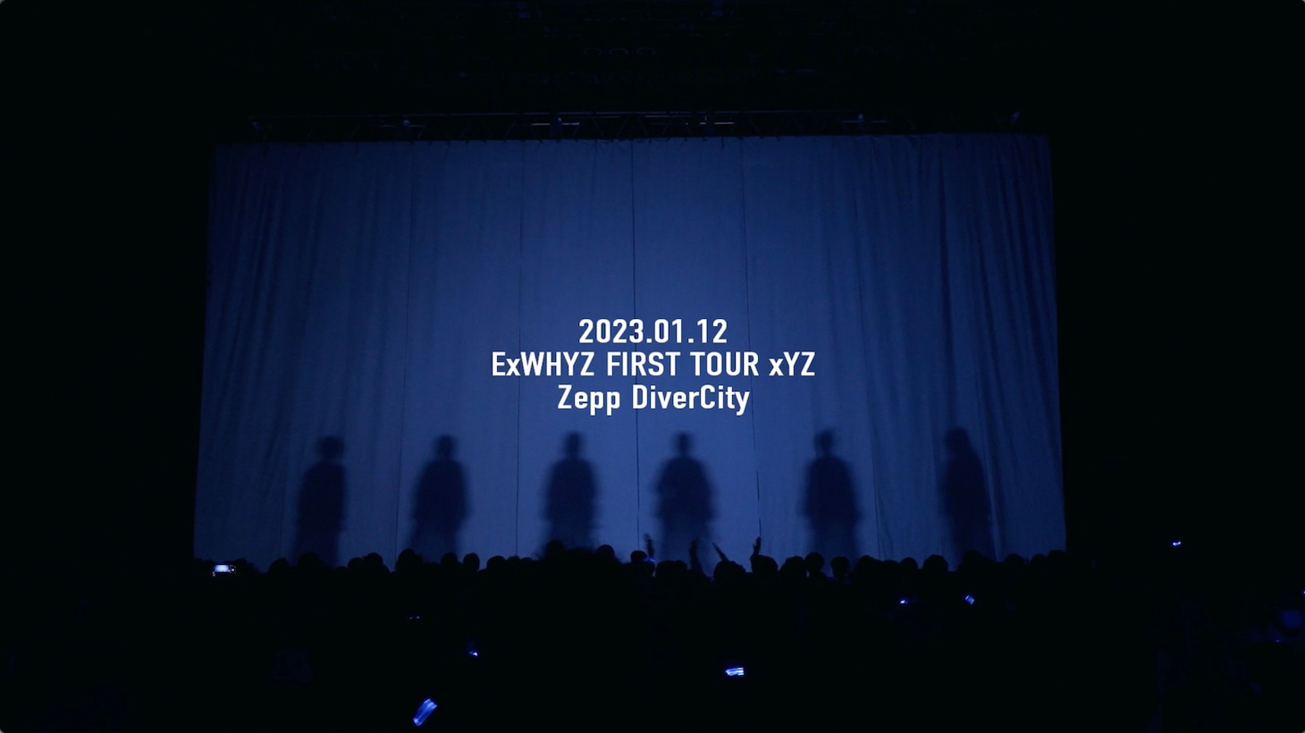 ExWHYZのライブ映像より。