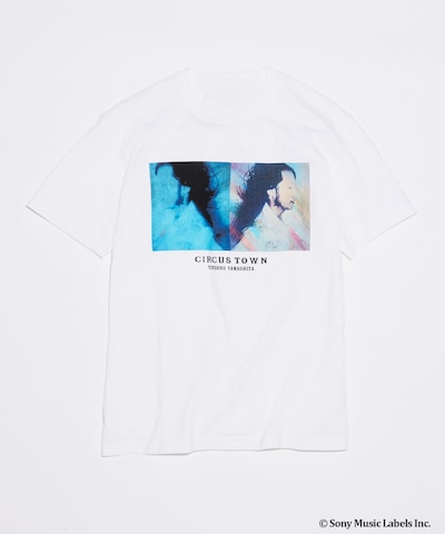 山下達郎とJOURNAL STANDARDのコラボTシャツ「WINDY LADY TEE」の表面（ホワイト）。