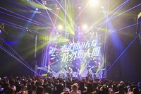 「あいみーむ 1st One-Man LIVE -爆裂無双-」の様子。