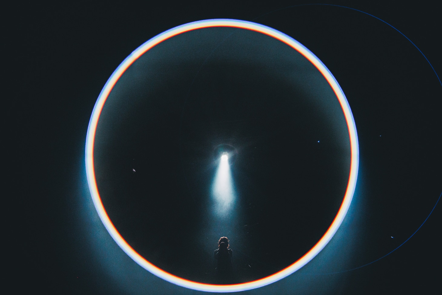 「RETRORIRON 1st Full Album『コレクションアローン』RELEASE ONE-MAN TOUR 2026」の様子。（撮影：スエヨシリョウタ）