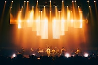 「Laura day romance hall tour 2026 "Fixing a hall"」東京公演の様子。（撮影：日吉“JP”純平）