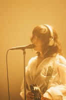 井上花月（Vo）（撮影：日吉“JP”純平）