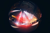 「Laura day romance hall tour 2026 "Fixing a hall"」東京公演の様子。（撮影：日吉“JP”純平）