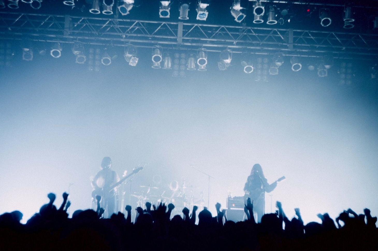 Hump Backによるライブの様子。（Photo by toya）