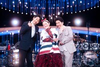 DREAMS COME TRUEと大泉洋。（写真提供：NHK）