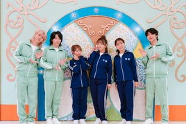 ミセスがモー娘。OGと巨大すべり台クイズで対決、絶壁の急斜面に絶叫