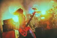 junko（B, Vo / 打首獄門同好会）（撮影：冨田味我）