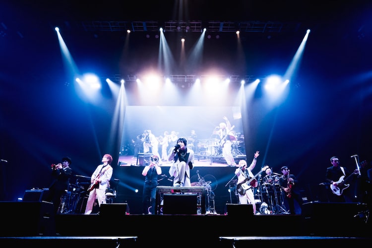 Chevonとのコラボの様子。（撮影：Yukihide [JON...] Takimoto）