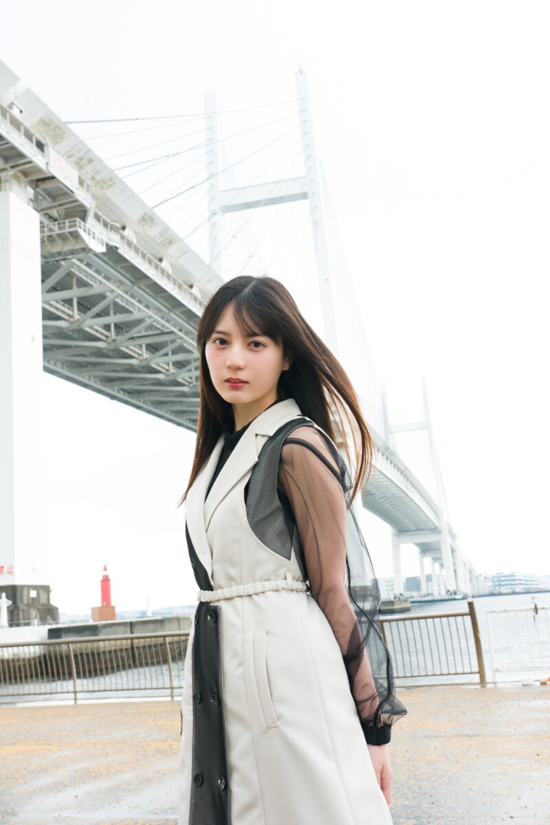 週刊少年サンデー」2026年21号より小坂菜緒（日向坂46）。 [画像