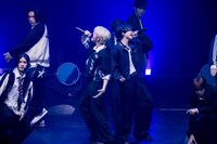 INIの8thシングル「PULSE」リリース記念イベントの様子。