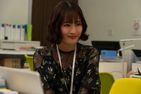 「あざとかわいいワタシが優勝」第5話より、大友花恋演じる松嶋琴音。