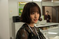 「あざとかわいいワタシが優勝」第5話より、大友花恋演じる松嶋琴音。