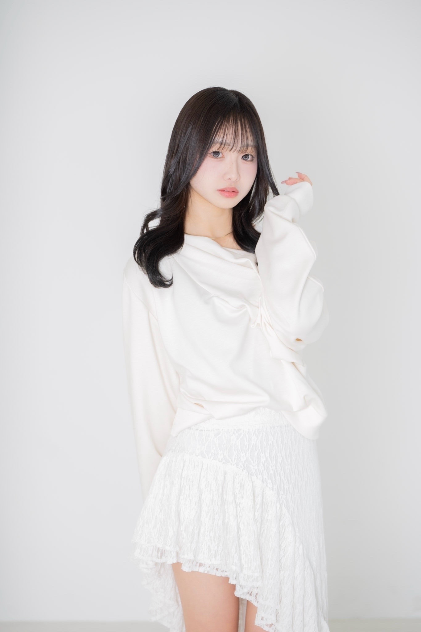 虹色の飛行少女の新メンバー東莉央。