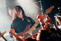 安井英人（B / BIGMAMA）（撮影：小杉歩）