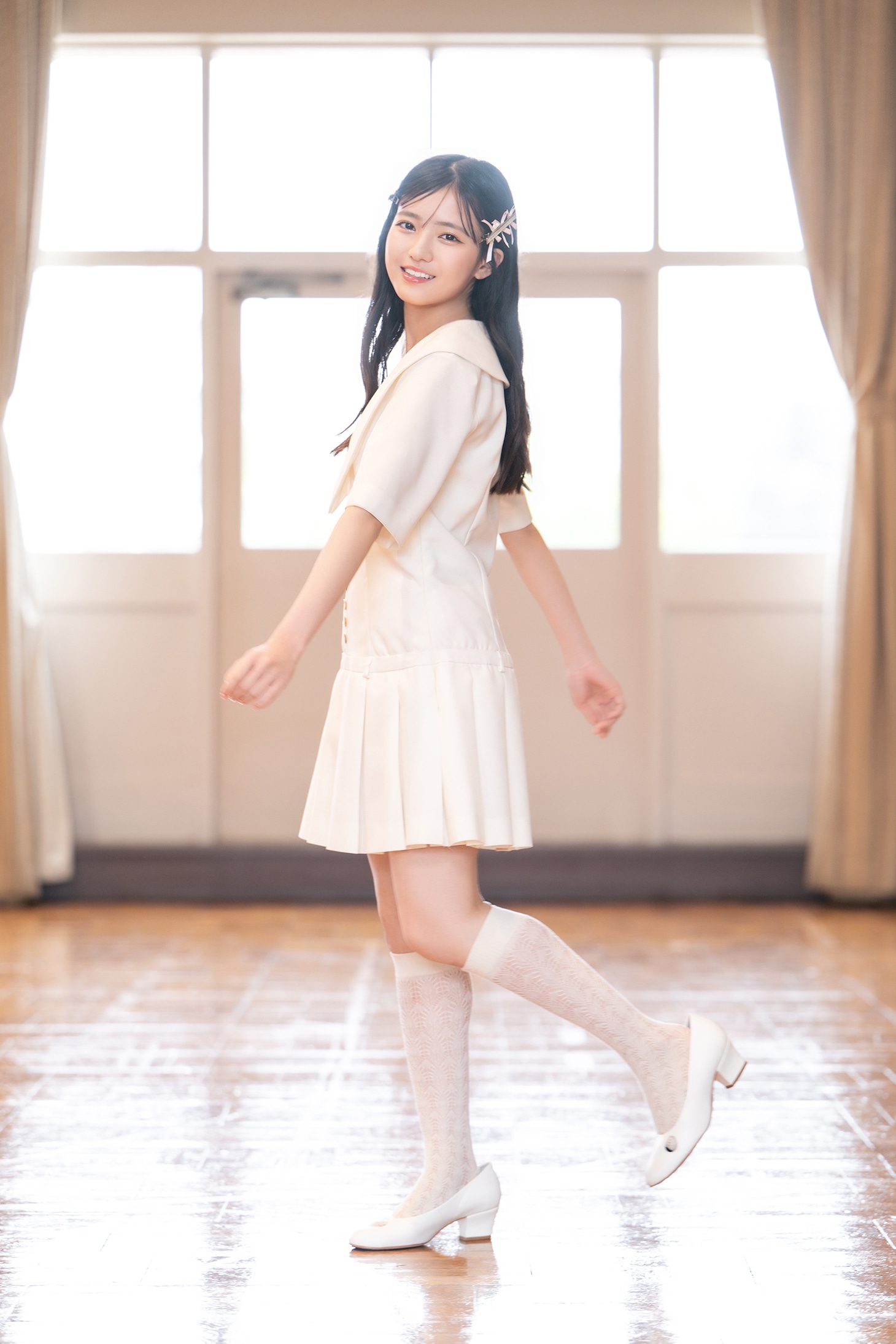 軽やかに踊る瀬戸口心月（乃木坂46）。