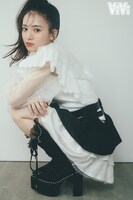 瀬戸口心月「ViVi」ビューティーアンバサダー就任発表時のビジュアル。