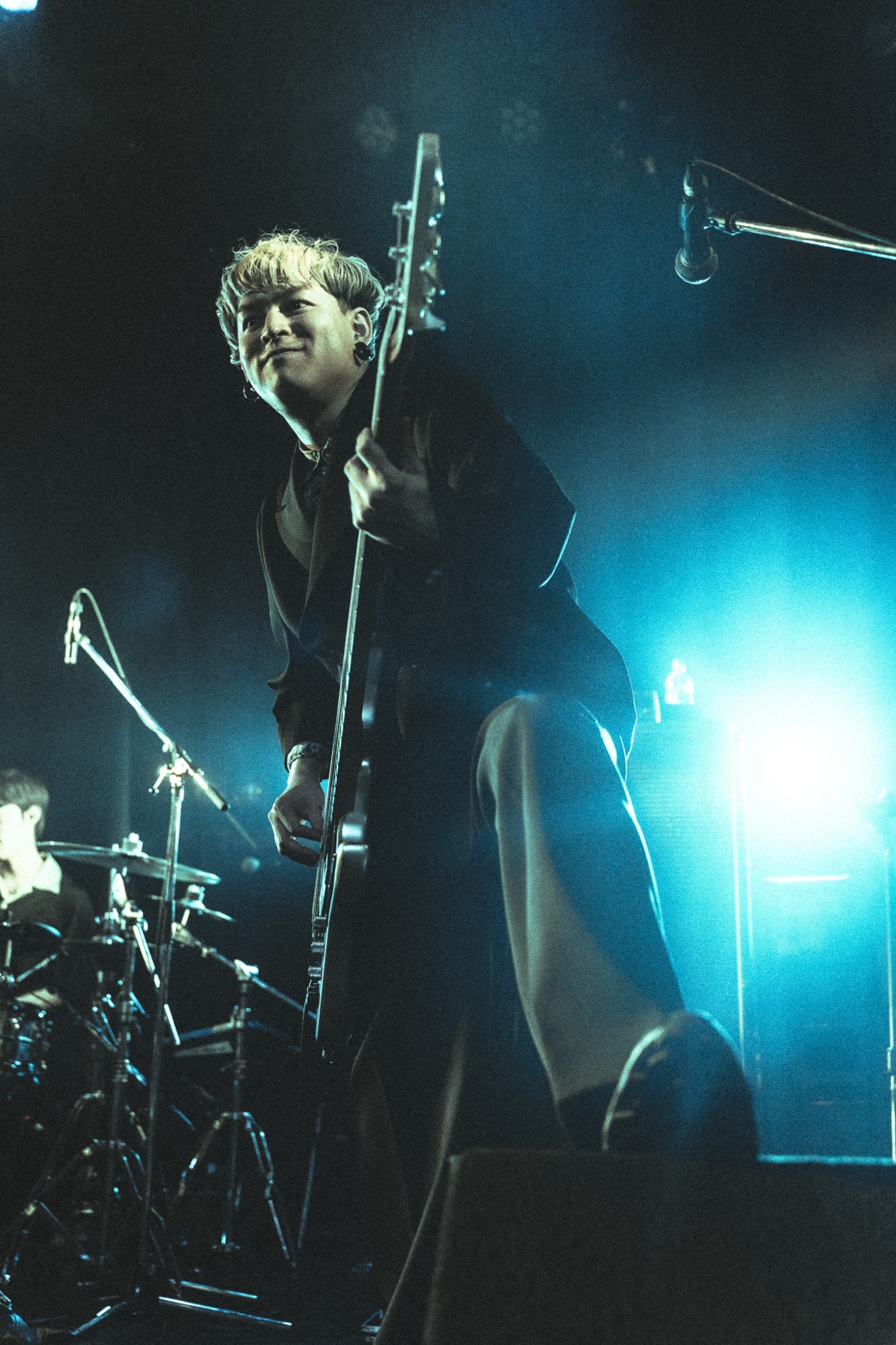 TK（B / WHISPER OUT LOUD）（Photo by YUYA KOIZUMI）