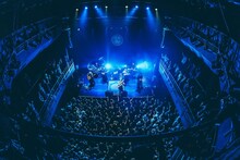 4月25日に行われた逹瑯「LIVE HOUSE TOUR [VILLAINS chapter 2]」浅草花劇場公演の様子。（撮影：冨田味我）