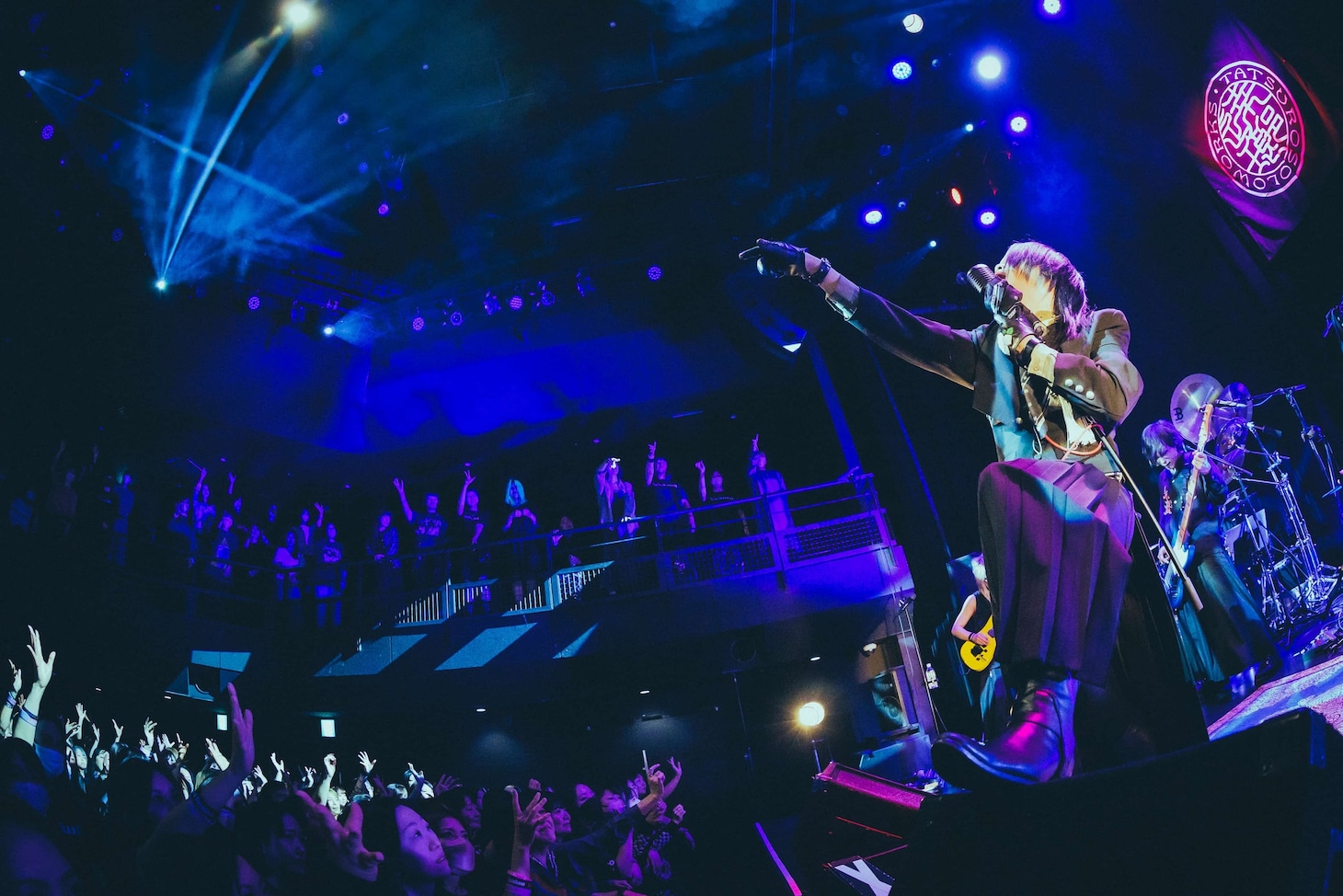 4月25日に行われた逹瑯「LIVE HOUSE TOUR [VILLAINS chapter 2]」浅草花劇場公演の様子。（撮影：冨田味我）