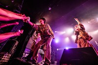 衣装を着替えたlyrical school。