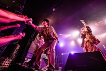 衣装を着替えたlyrical school。