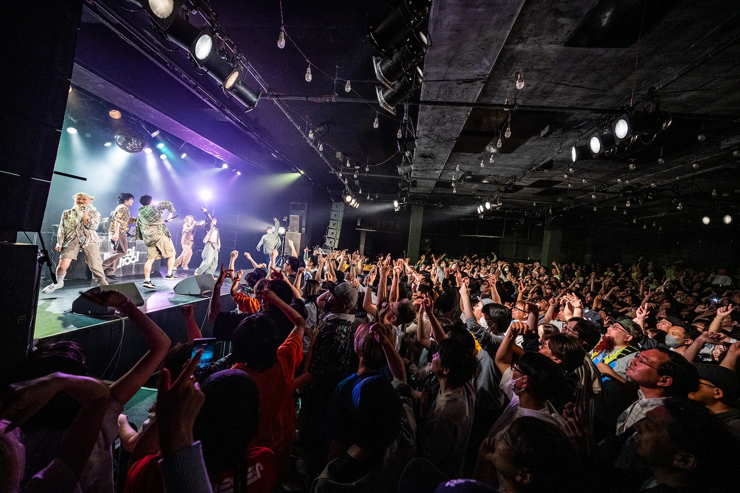 「lyrical school tour 2026 "GOODBYE"」の様子。