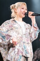 自身の経験をもとにメッセージを送るsayo。