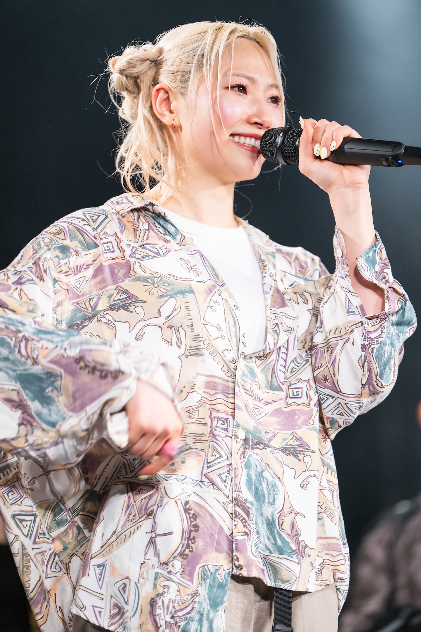 自身の経験をもとにメッセージを送るsayo。