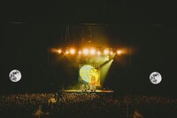 Hi-STANDARD「Moon」演奏中の様子。（撮影：西槇太一）