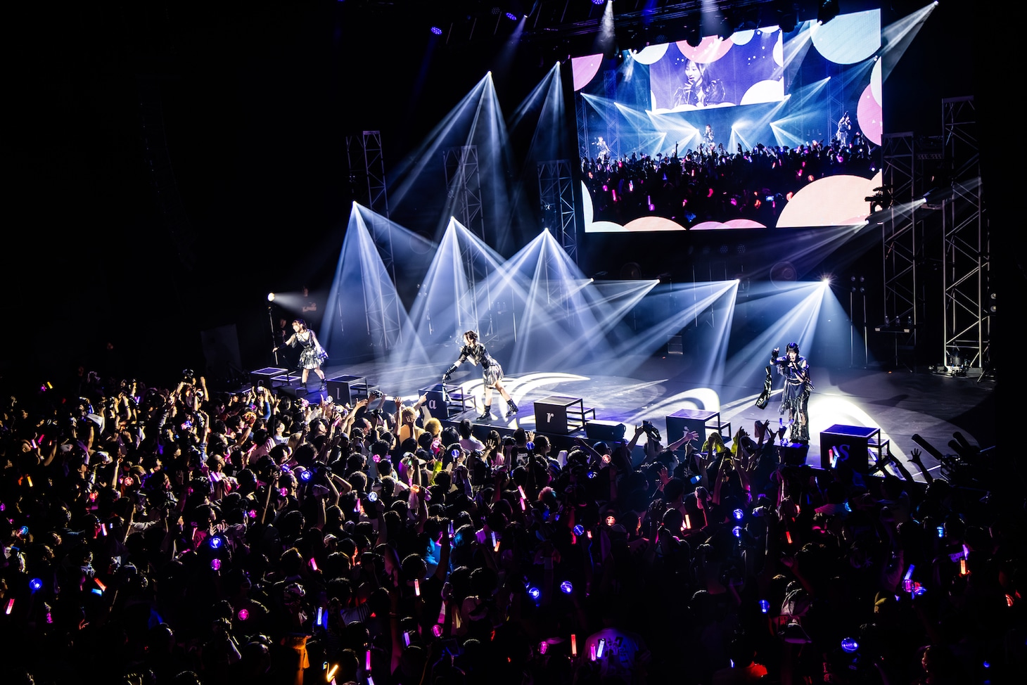 「ClariS -03- 1st TOUR 2026 ～Trigger Anthem～」東京・Zepp Haneda（TOKYO）の様子。（撮影：平野タカシ）