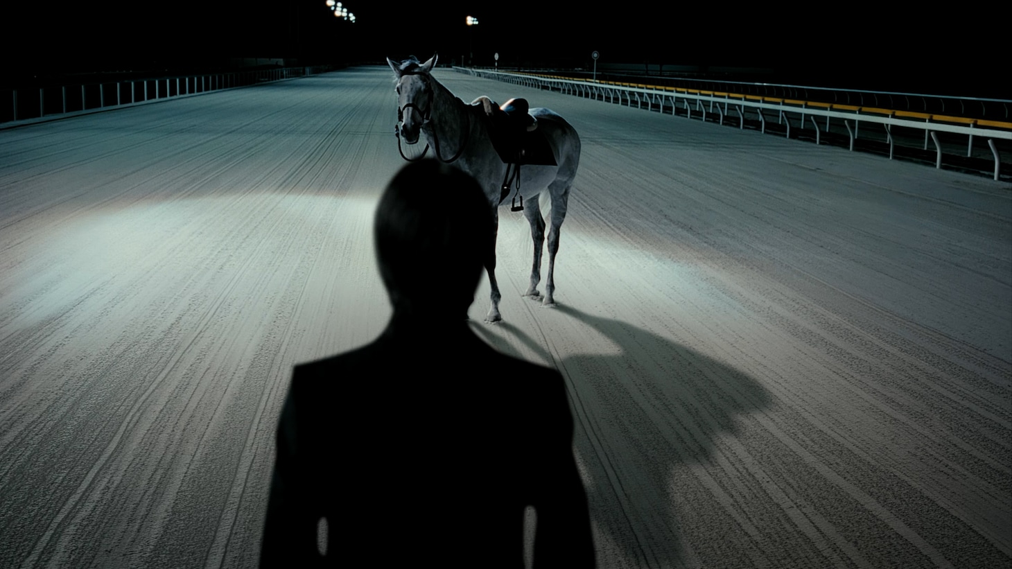 船橋ケイバの新CM「HEART BEAT」編より。