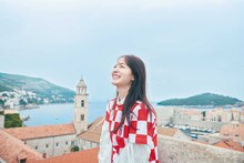 金川紗耶（乃木坂46）1st写真集の掲載カット。（撮影：三宮幹史）