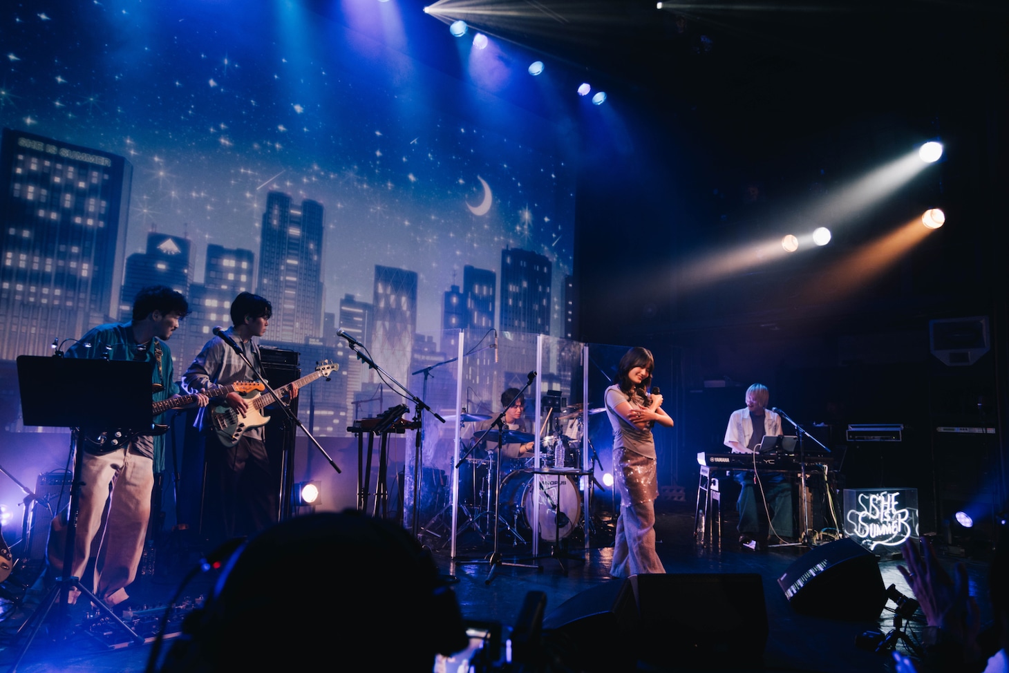 「SHE IS SUMMER 10th Anniversary Live『Waterful』」の様子。（Photo by Hiroki Yamaguchi）