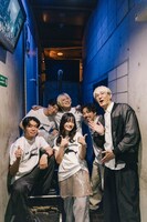 バンドメンバー、釣俊輔、MICO。（Photo by Hiroki Yamaguchi）