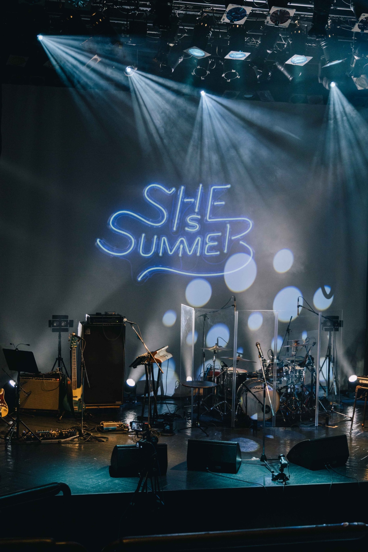 「SHE IS SUMMER 10th Anniversary Live『Waterful』」の様子。（Photo by Hiroki Yamaguchi）