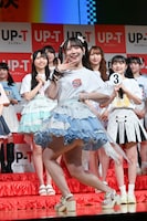 大村杏のパフォーマンスの様子。