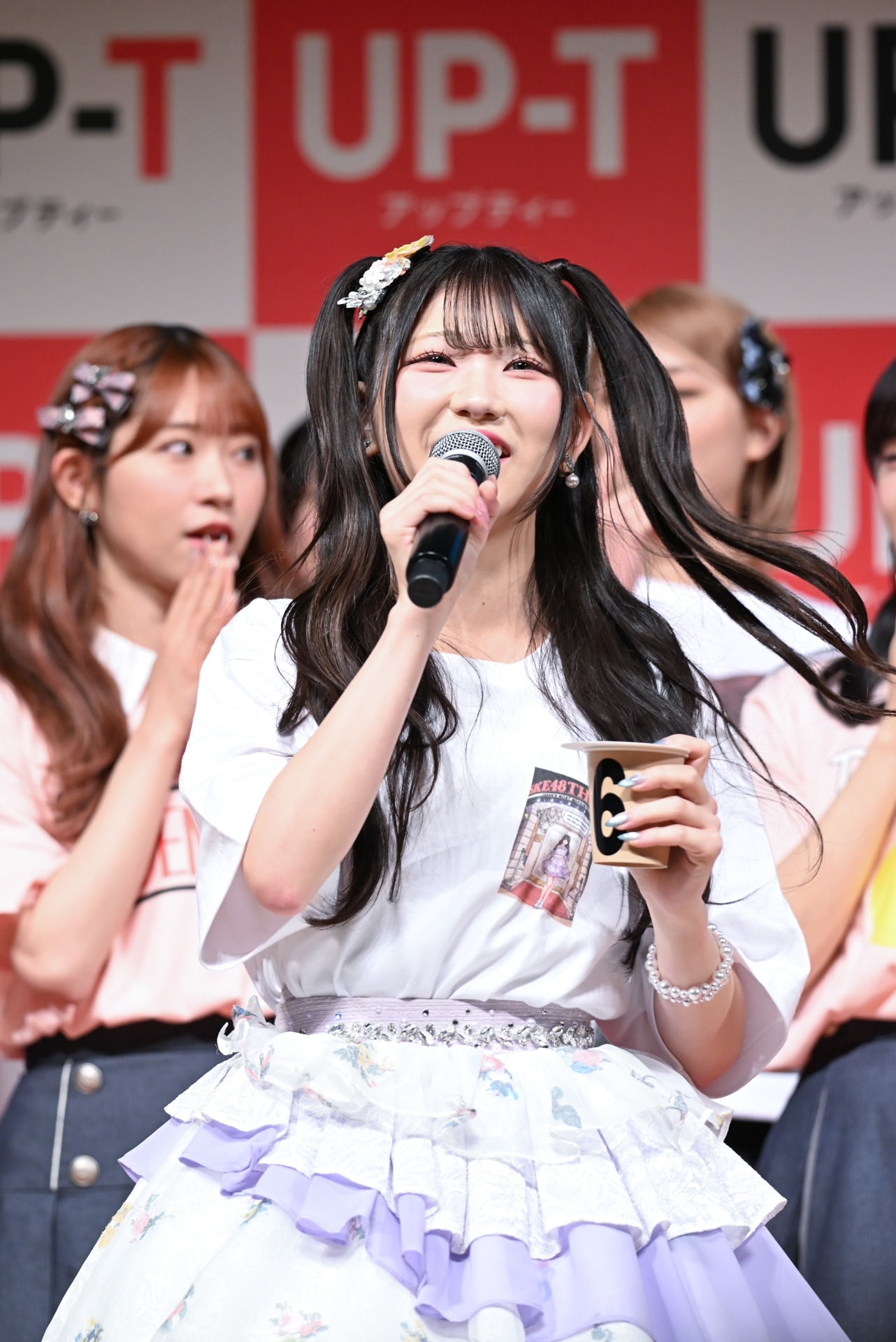 センブリ茶を飲んだ河村優愛。