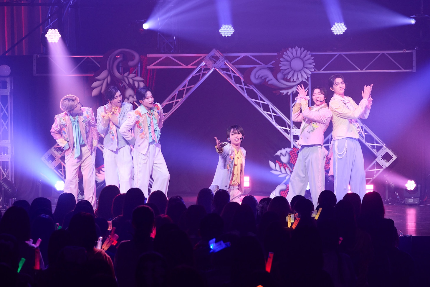 「メロ・コレクション」を初披露したLienel。（撮影：米山三郎）