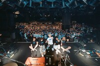 「MON7A LIVE HOUSE TOUR 2026 "B→DASH!!”」の様子。（Photo by Tatsuya Kawasaki）
