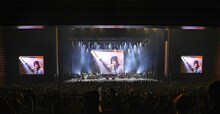 「ZARD "What a beautiful memory ～forever moment～"」の模様。